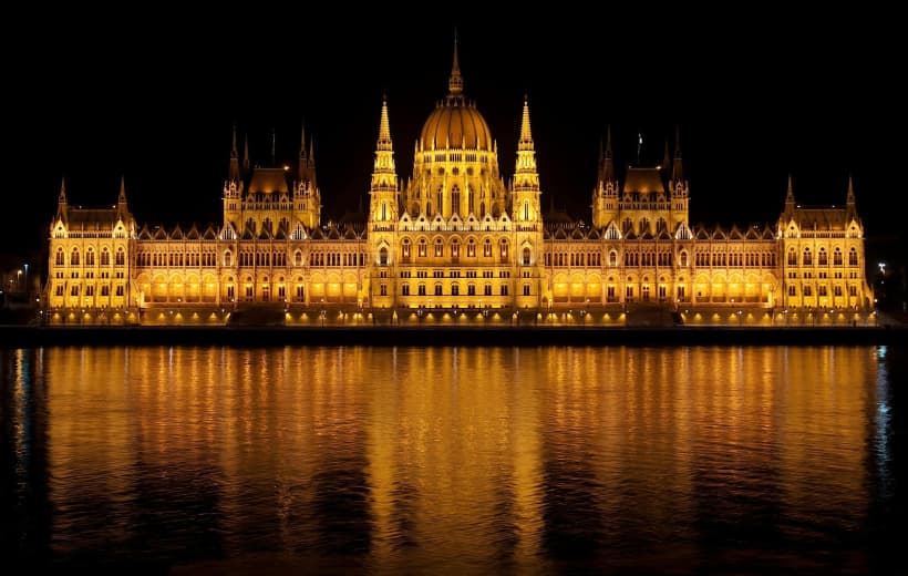 Toll roads and vignette information for Hungary